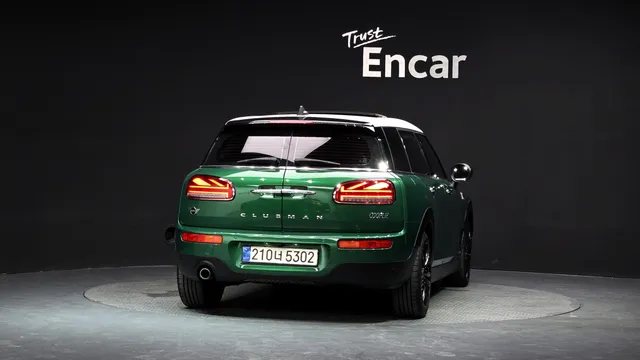 MINI Clubman