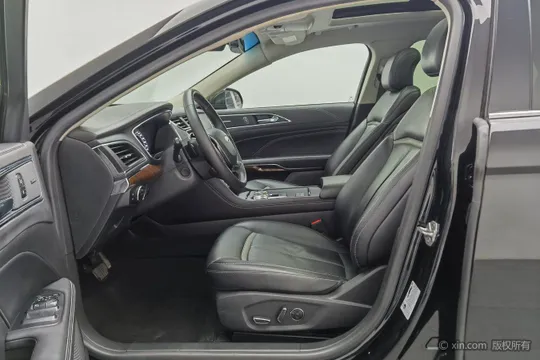 Ford Taurus