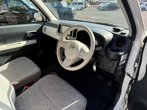 Daihatsu Mira Tocot