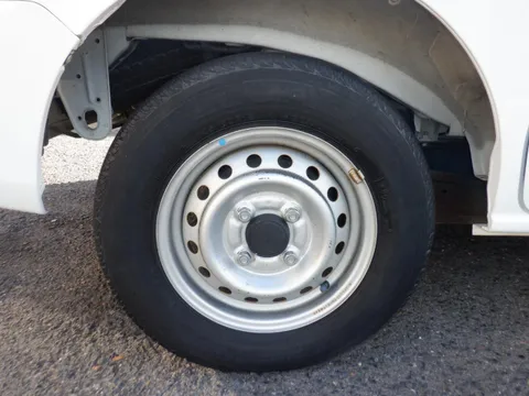Mitsubishi Minicab Van