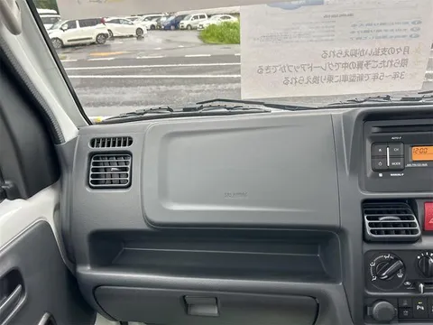 Nissan Clipper Truck