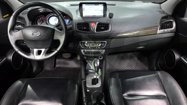Renault SM3