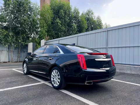 Cadillac XTS