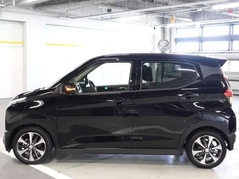 Mitsubishi eK X