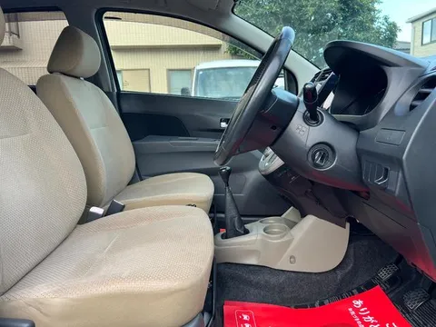 Daihatsu Mira Custom