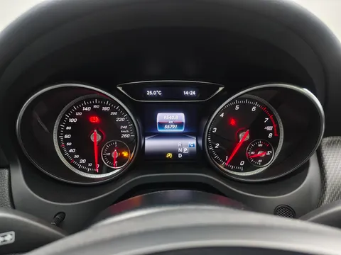 Mercedes-Benz Mercedes-Benz GLA