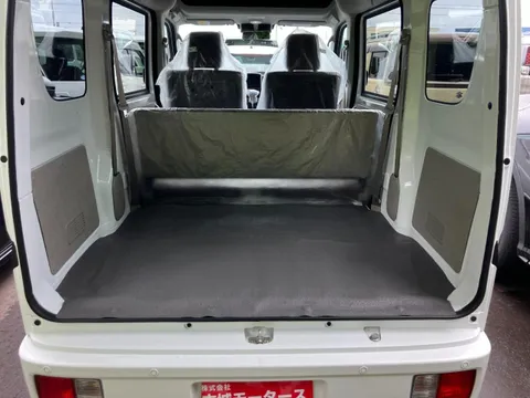 Nissan Clipper