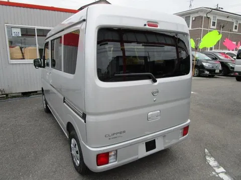 Nissan Clipper