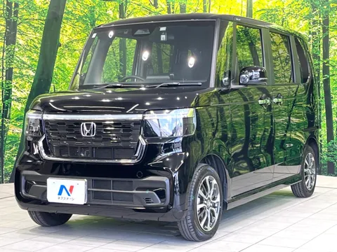 Honda N-BOX Custom