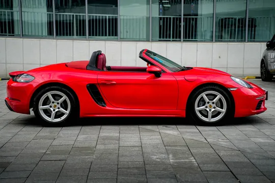 Porsche 718