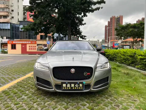 Jaguar XFL