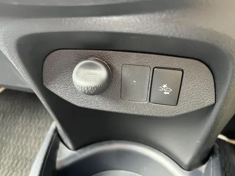Toyota Yaris (Vitz)