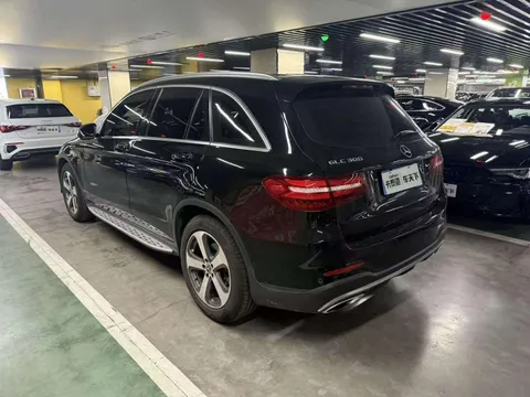 Mercedes-Benz Mercedes-Benz GLC