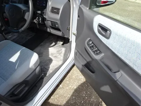 Subaru Pleo