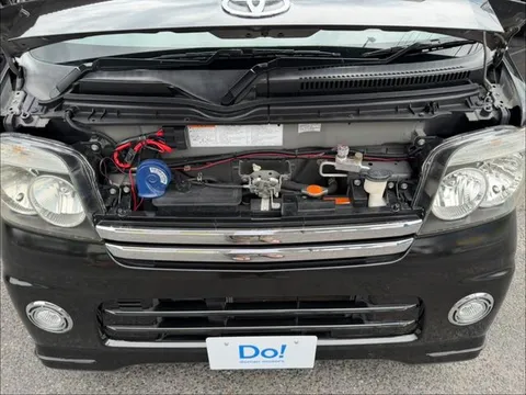 Toyota Pixis Van