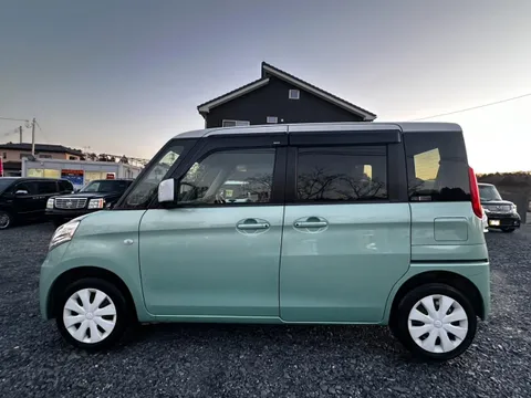 Suzuki Spacia