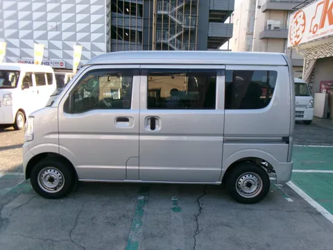 Nissan Clipper
