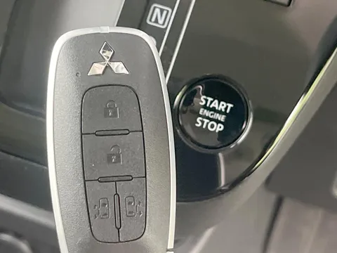 Mitsubishi Delica Mini
