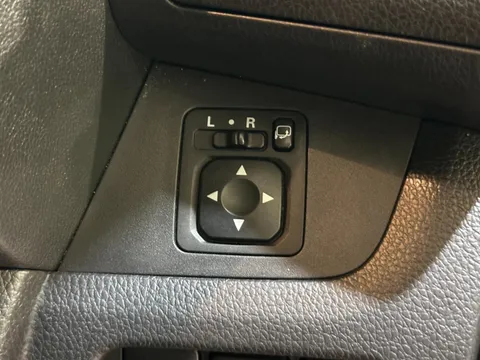 Mitsubishi eK Space Custom