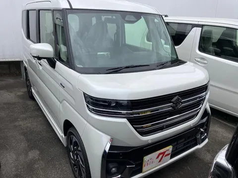 Suzuki Spacia Custom