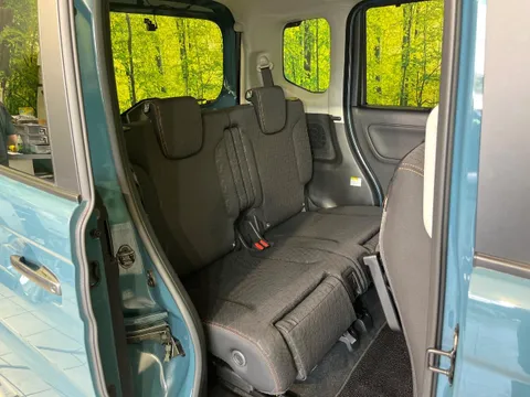 Suzuki Spacia Gear