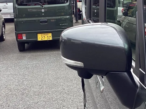 Suzuki Spacia Gear
