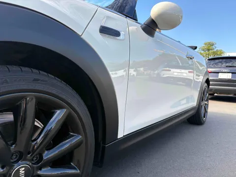 MINI Cooper Convertible