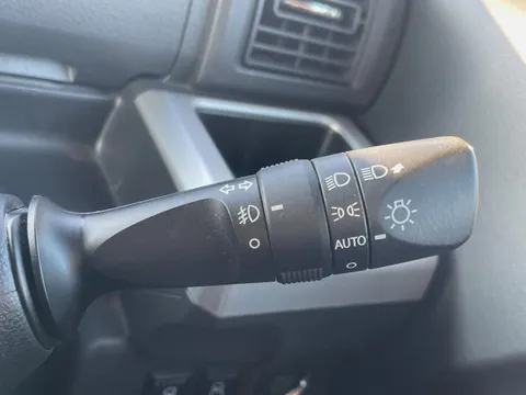 Toyota Pixis Mega