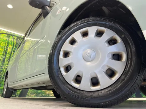 Daihatsu Mira Tocot