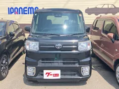 Toyota Pixis Mega