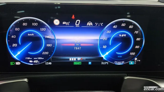 Mercedes-Benz EQB