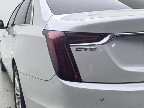 Cadillac CT6