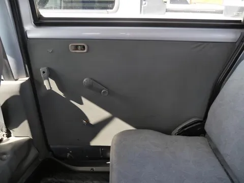 Mitsubishi Minicab Van