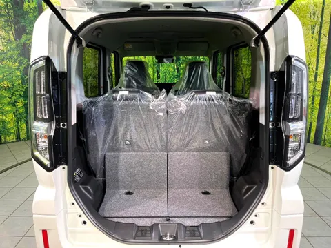 Suzuki Spacia Custom