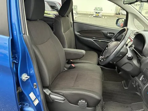 Mitsubishi eK Custom