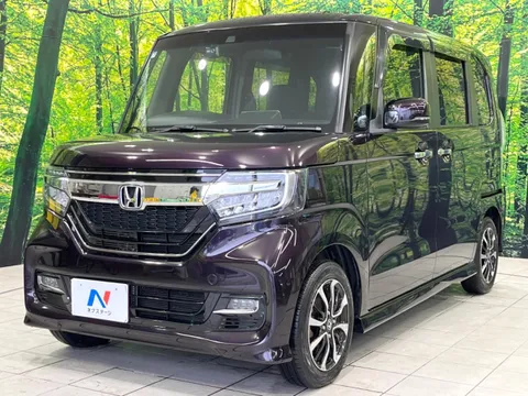 Honda N-BOX Custom