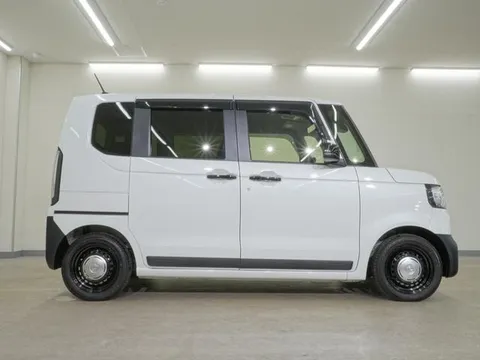 Honda N-BOX Joy