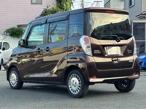 Nissan Dayz Roox