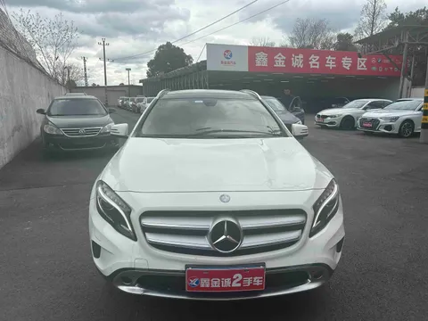 Mercedes-Benz Mercedes-Benz GLA