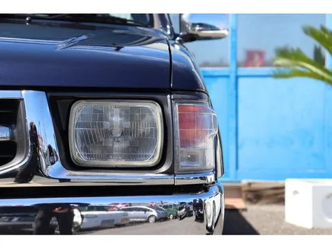 Toyota Hilux Sports Pick Up