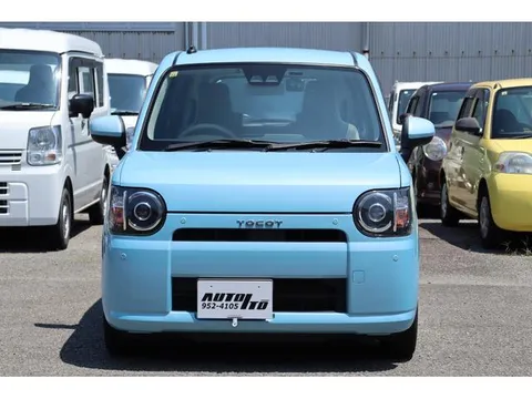 Daihatsu Mira Tocot
