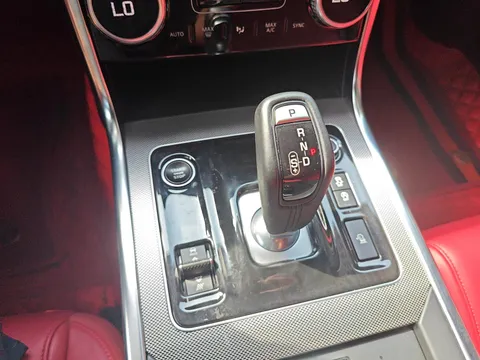 Jaguar XEL