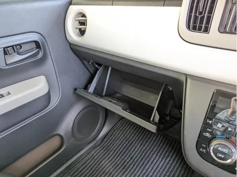 Daihatsu Mira Tocot