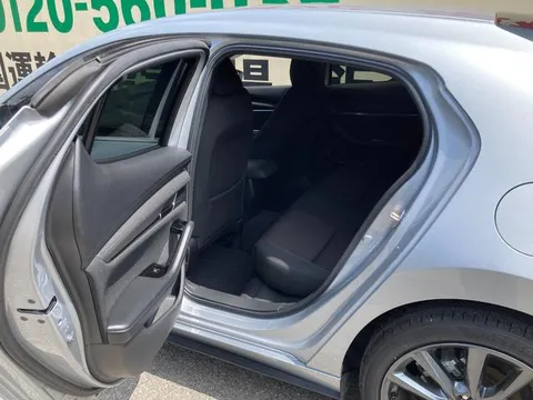 Mazda MAZDA3 Fastback