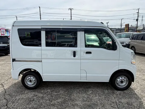 Nissan Clipper