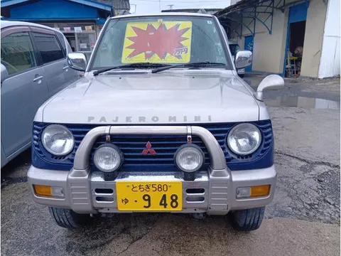 Mitsubishi Pajero Mini