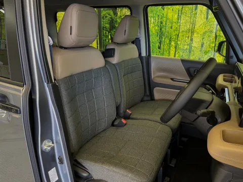 Mitsubishi Delica Mini