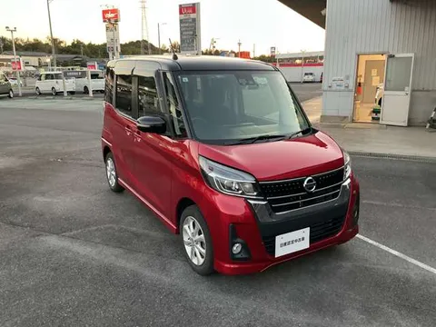 Nissan Dayz Roox