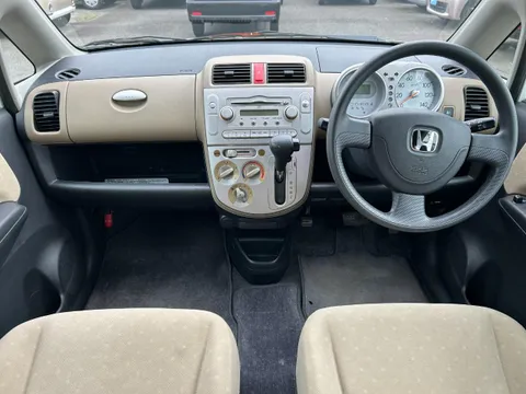 Honda Life