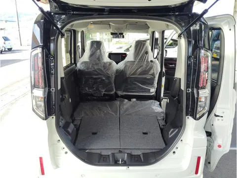 Suzuki Spacia Custom